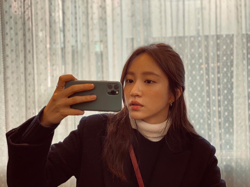 치즈스틱이 통째로 들어가있는 CU 신상 햄버거 | 인스티즈