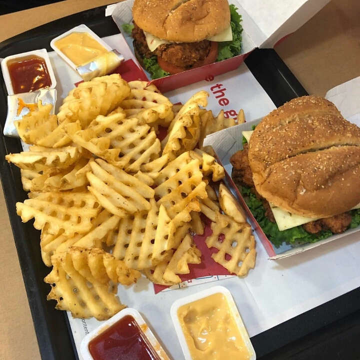 미국 본토에서 엄청 잘나간다는 햄버거 브랜드 jpg | 인스티즈