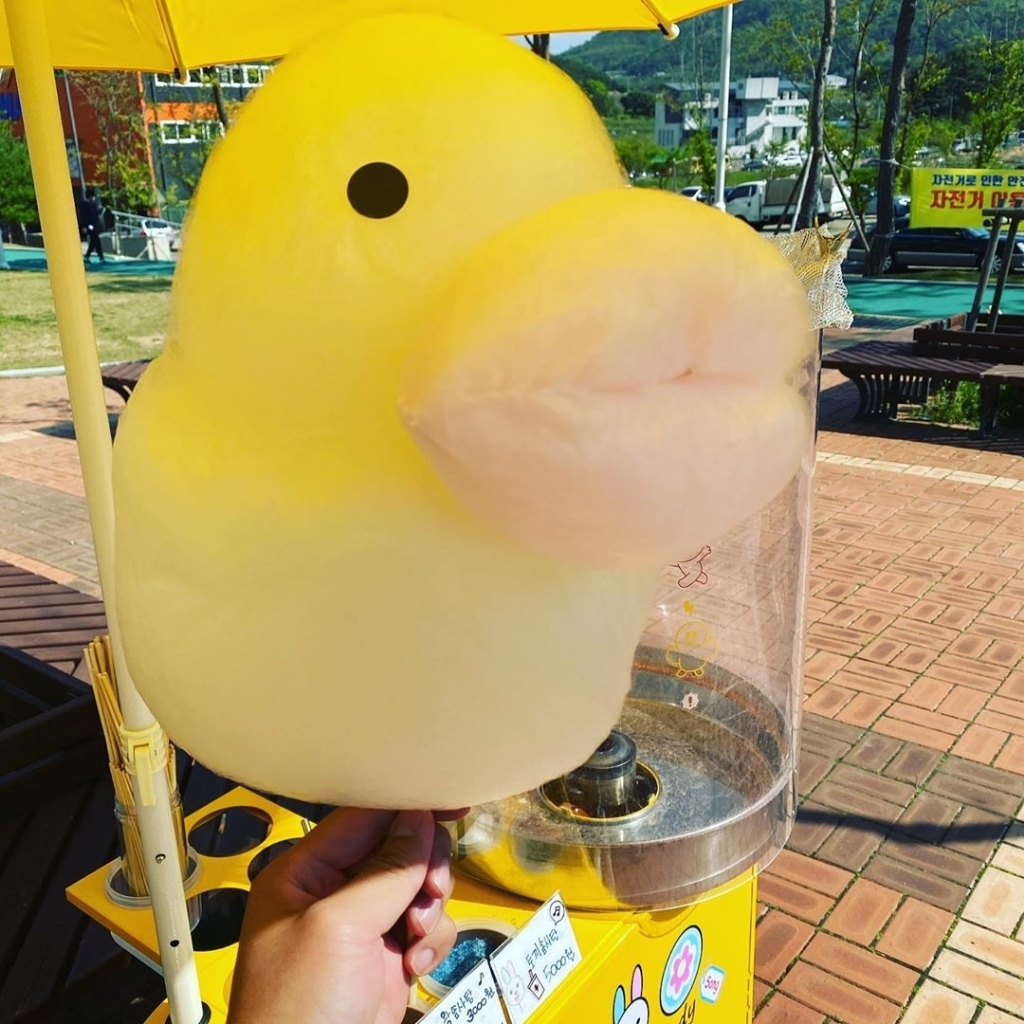 요즘 애들이 먹는 솜사탕.......jpg | 인스티즈