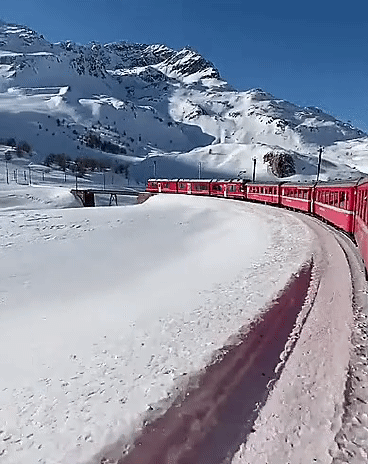 스위스의 흔한 기차 밖 풍경.gif | 인스티즈