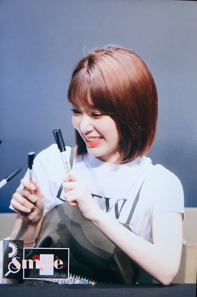 오늘자 팬싸인회 아이즈원 사쿠라 | 인스티즈