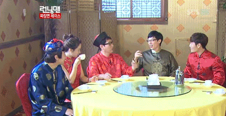 물 흘린 송지효.gif | 인스티즈