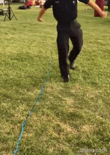 비보잉하는 경찰 | 인스티즈