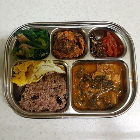 다이어트 식판을 샀다.jpg | 인스티즈