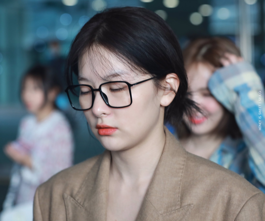 안경이 잘어울리는 슬기.jpg | 인스티즈