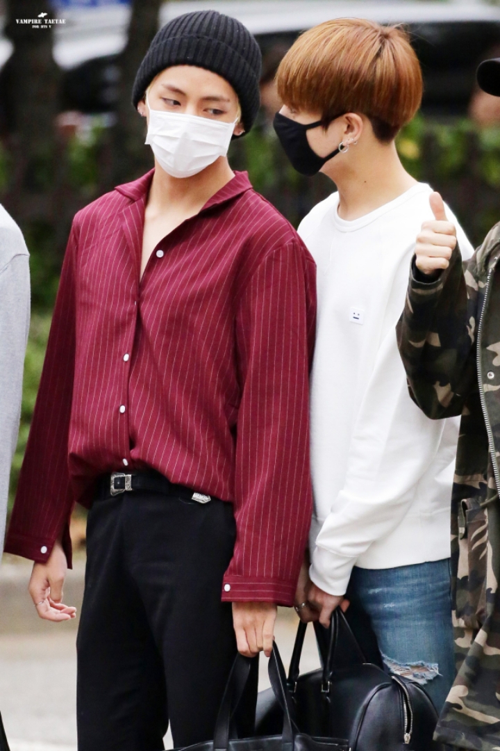 방탄소년단 뷔 사복 | 인스티즈