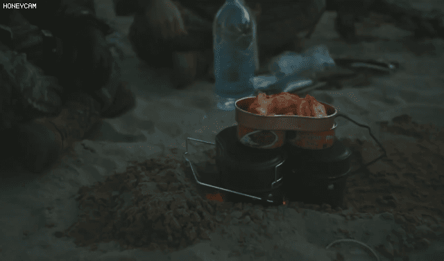 서양신문물을 체험하는 한국군.gif | 인스티즈