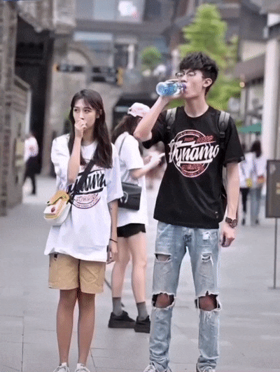 커플이 물마시는법 | 인스티즈