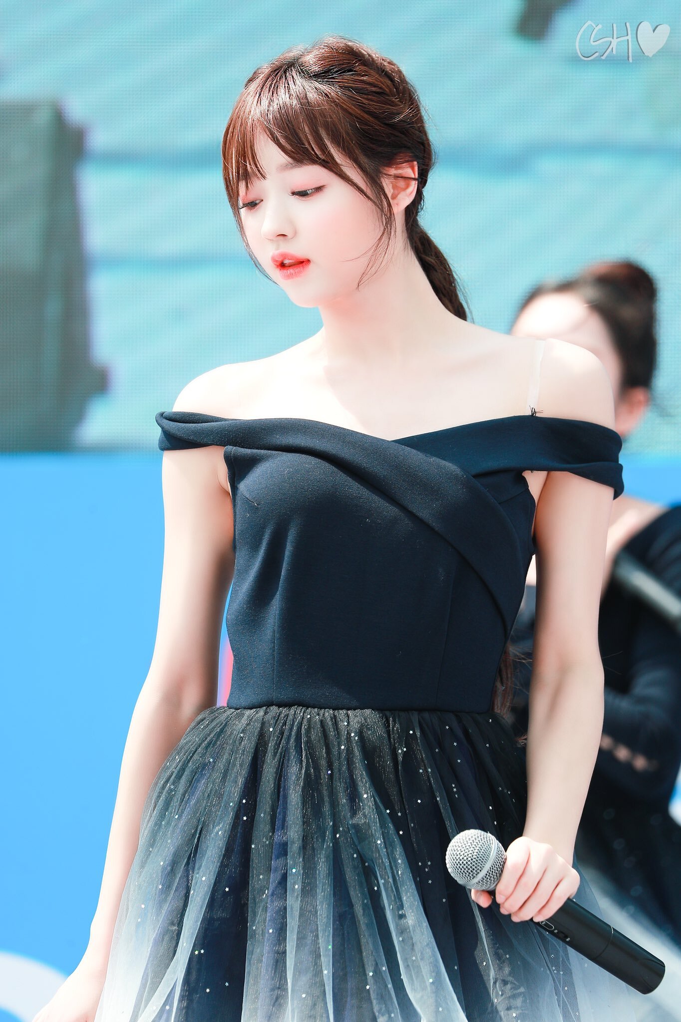 귀여운 오마이걸 유아.gif | 인스티즈