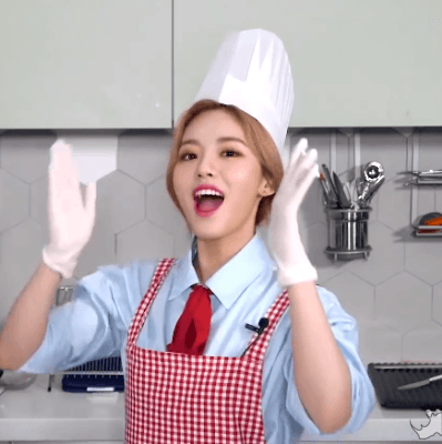 케이크 만드는 송하영 박지원.gif | 인스티즈