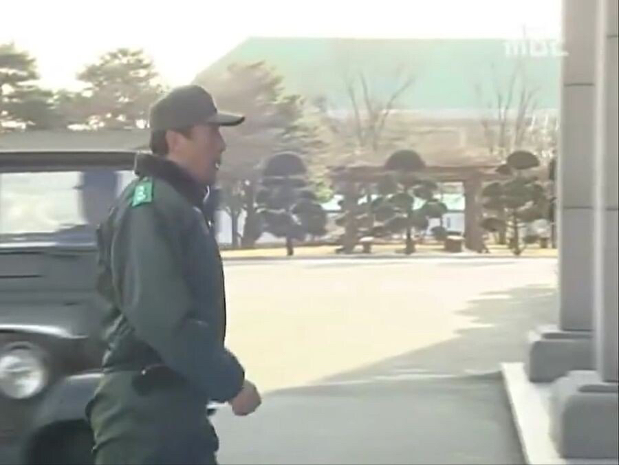 군필 남자라면 지릴 수밖에 없는 장면.JPGIF | 인스티즈