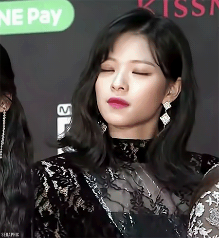 오늘자 MAMA LIVE IN JAPAN 흑발 정연 .JPG | 인스티즈