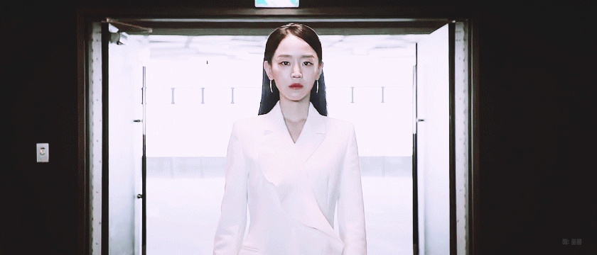 같은 옷 입은 이다희(175cm) 신혜선(171cm).jpgif | 인스티즈