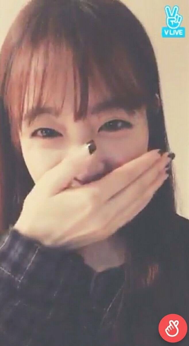 브이앱에서 악플을 보는 여자연예인들 | 인스티즈