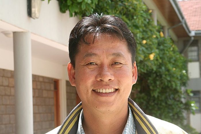 20년전 한국인의 도움으로 최근 한국의 의대를 졸업한 아프리카 제자들 | 인스티즈