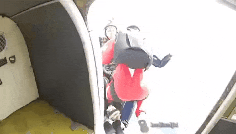 아찔한 스카이다이빙 사고 | 인스티즈