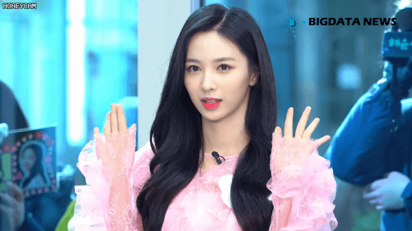 체리블렛 허지원 GIF | 인스티즈