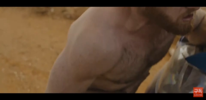 사막에 조난당한 상황에서 남친이 여친 살린 방법.jpg | 인스티즈