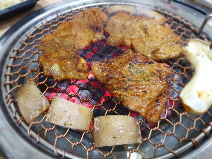 동네갈비 이미지