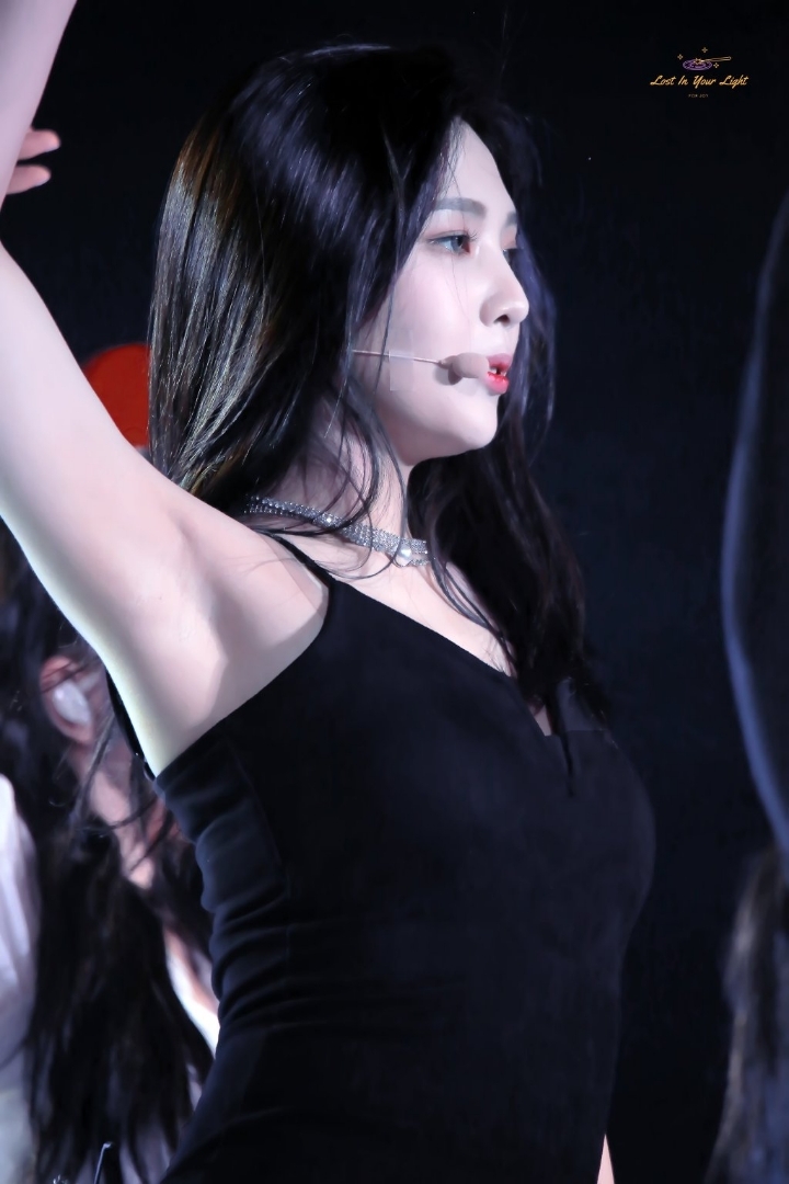 2020년 새해 첫 섹시다이너마이트 조이 | 인스티즈