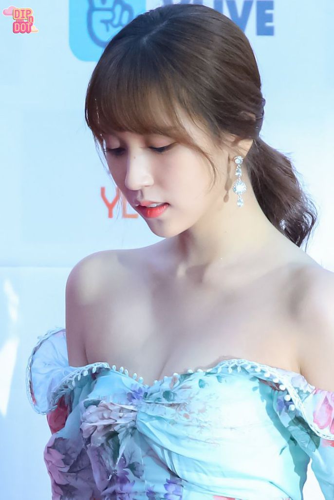 외모만 놓고 봤을 때 최고는? 미나vs모모vs사나vs사쿠라 | 인스티즈