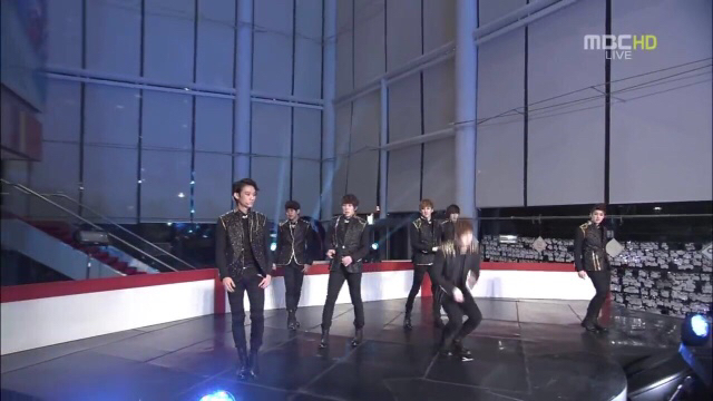 어떤 남자아이돌그룹의 음방 방송사고 대처법 ㄷㄷ | 인스티즈