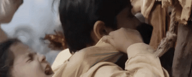 카레국에서 리메이크된 국제시장.gif | 인스티즈