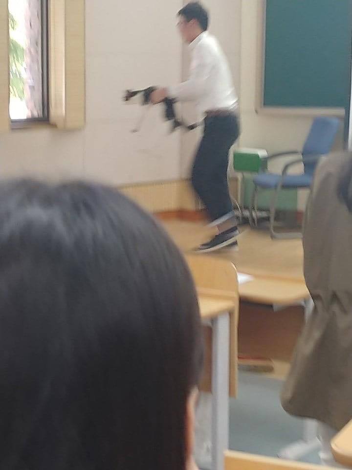 강의들으러 왔다가 교수님한테 쫓겨남 | 인스티즈