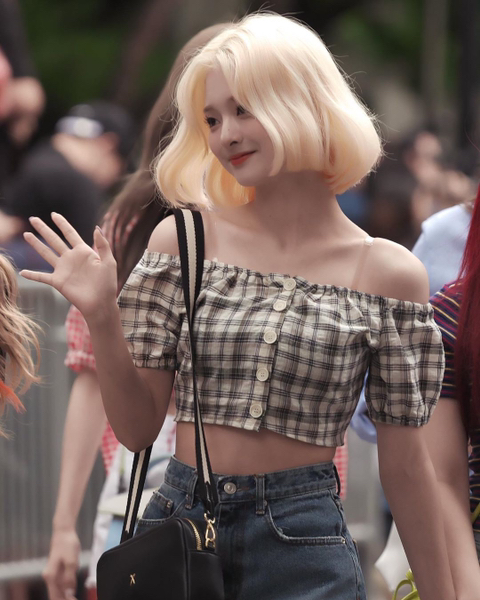 아주 오랜만에 찾아오는 프로미스나인 이나경🐥 | 인스티즈