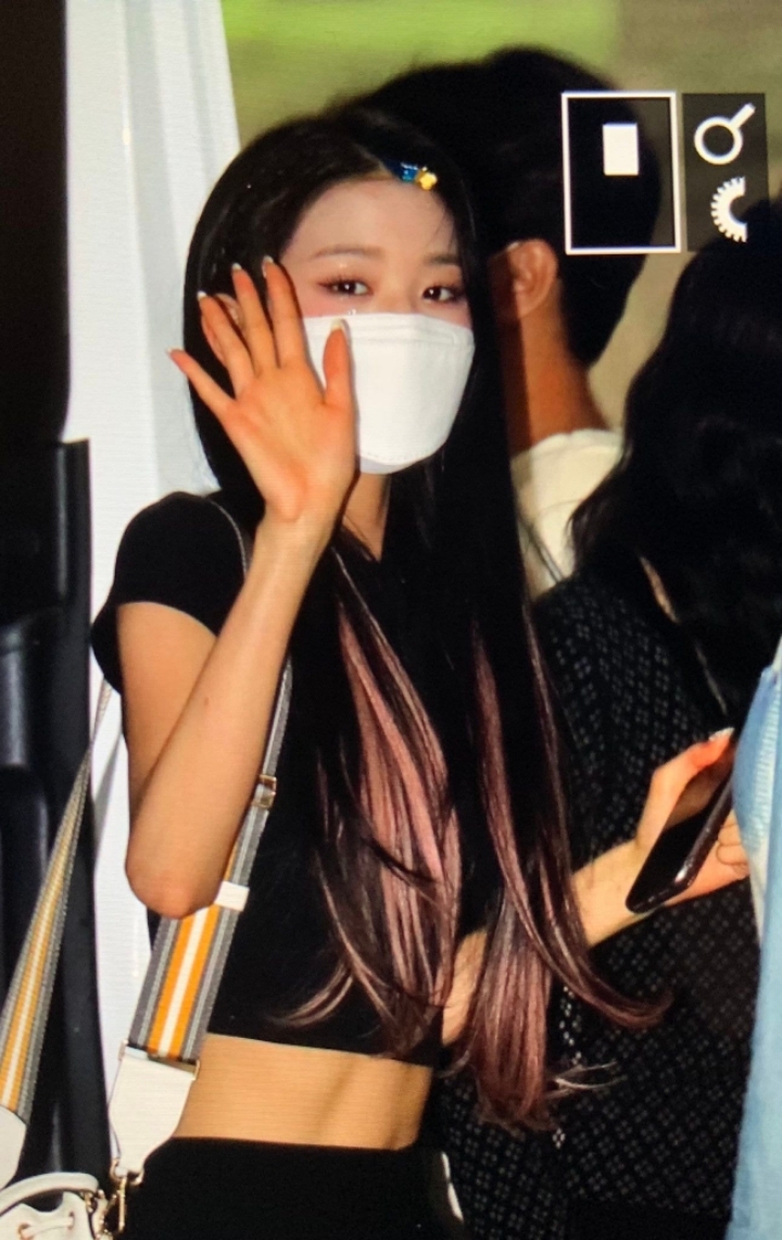 아이즈원 장원영 복근 | 인스티즈