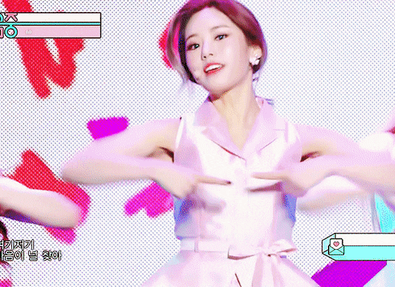 프로미스나인에서 가장 진중하고 과묵한 멤버 | 인스티즈