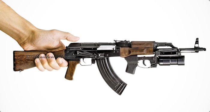 격발 가능한 미니어처 총 | 인스티즈