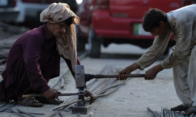 냉혹한 사제총기의 세계 | 인스티즈