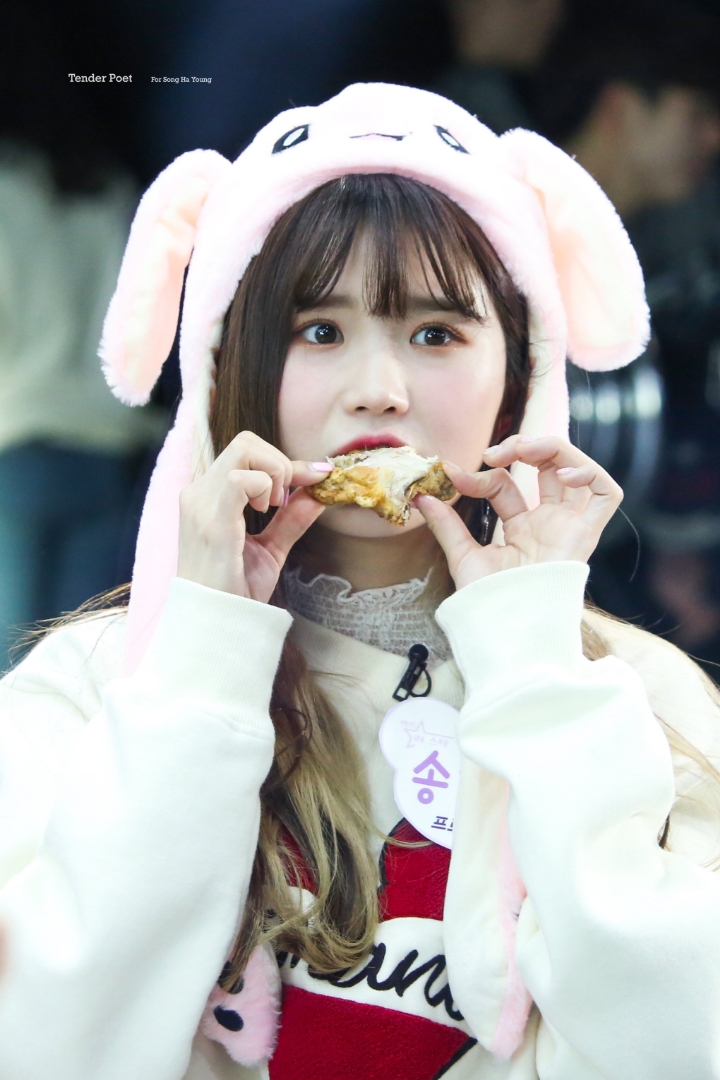 인싸 아이돌 송하영.gif | 인스티즈