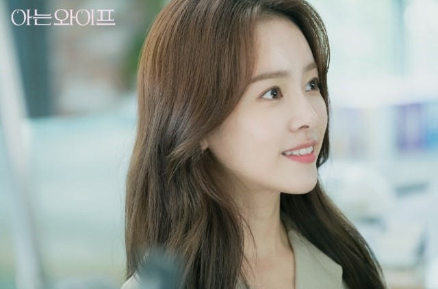 한지민 제일 이쁘게 나왔던 작품은? | 인스티즈