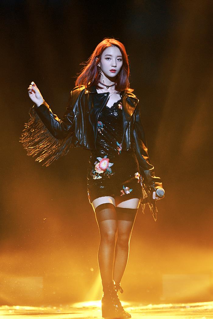 최근 오마이걸 가을동화 콘서트.jpg | 인스티즈