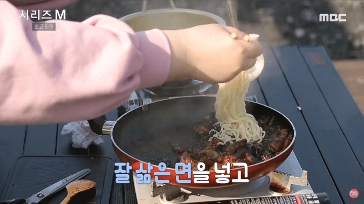 이국주가 짜파게티 끓이는 방법 .JPG | 인스티즈