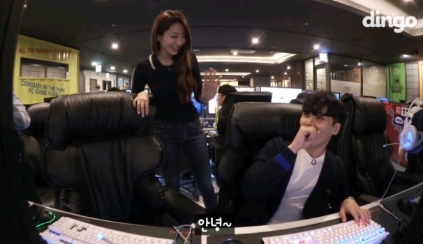 처음 본 남자 정신 못 차리게 하는 경리.jpg | 인스티즈