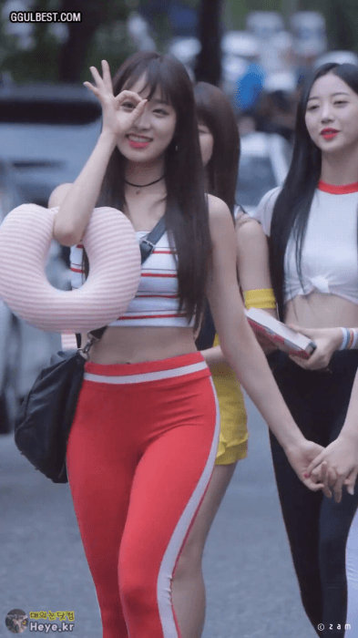 스트리머 말고 아이돌 새봄 gif | 인스티즈