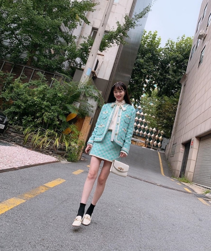 호텔 델루나에 특별 출연 한 설리 (feat. 아이유) | 인스티즈