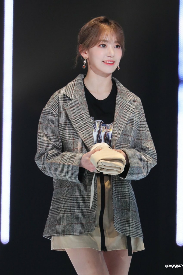 아이즈원 미야와키 사쿠라 랜덤짤 37 | 인스티즈