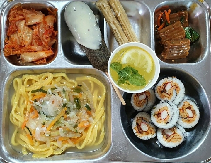 레전드 급식 1위 찍은 세경고 영양사님 근황 | 인스티즈