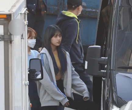 아이즈원 안유진 바람직한 성장과정(feat.ㅈ경).gif | 인스티즈