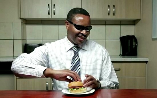 시각장애인들을 위한 햄버거속보 | 인스티즈