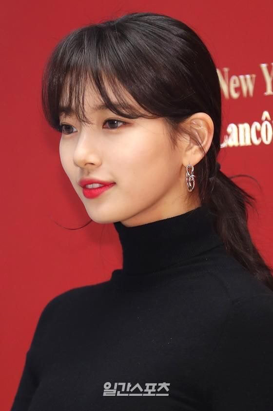 오늘자 좀 이쁘게 나온 수지 | 인스티즈