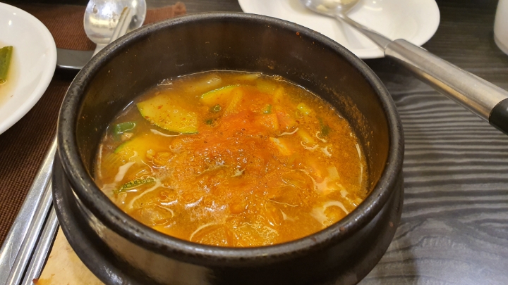 부산 데이트코스 고즈넉한 분위기의 정원이 있는 한정식집 | 인스티즈