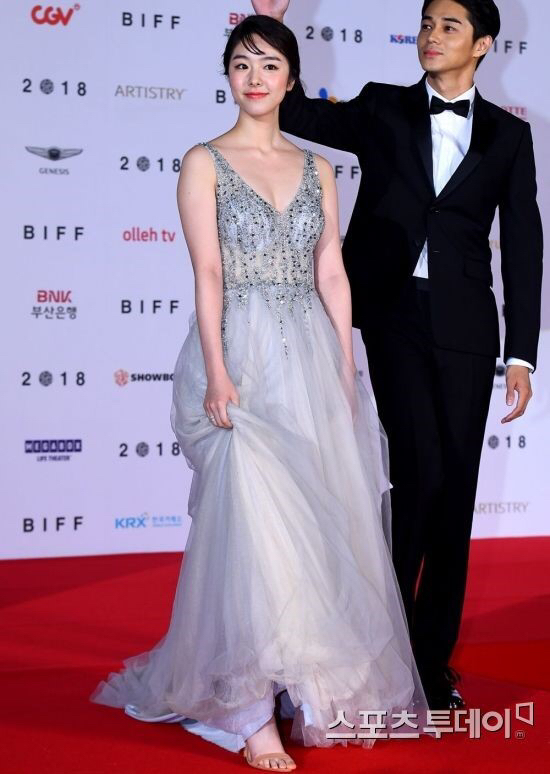 카라타 에리카 gif | 인스티즈