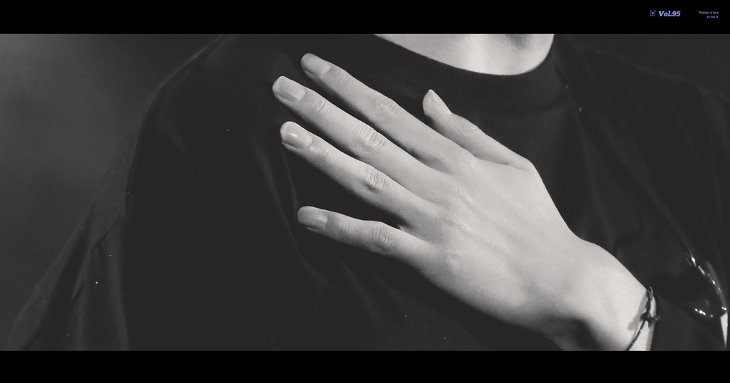 피아노치는 뷔 | 인스티즈