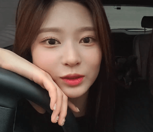 오늘자 미친 미모 아이즈원 민주.gif | 인스티즈