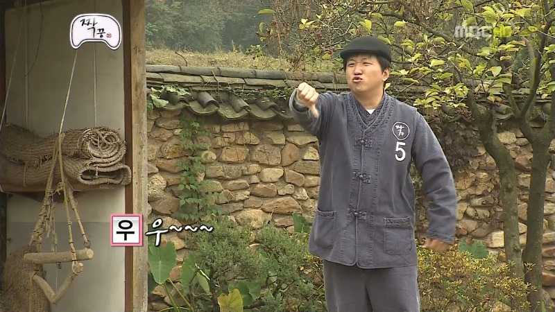 무한도전 짝꿍 특집 질문받는 정형돈.jpg | 인스티즈